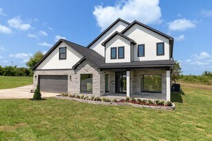 19123 Grandview Point in Montgomery, TX - Building Photo