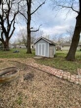 1134 N Sycamore St in Ottawa, KS - Building Photo - Building Photo