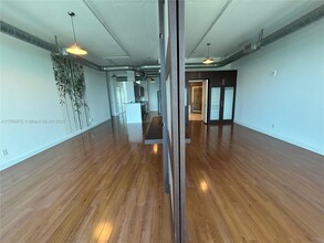 3029 NE 188th St, Unit 905 in Aventura, FL - Building Photo - Building Photo