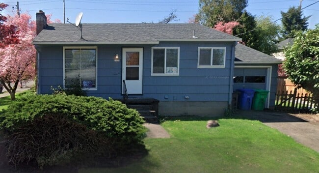 property at 5535 SE 18th Ave