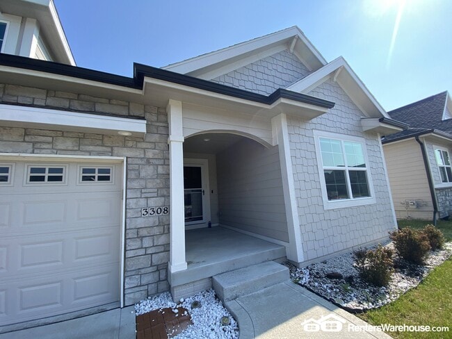 3308 NE 4th Ln in Ankeny, IA - Building Photo - Building Photo