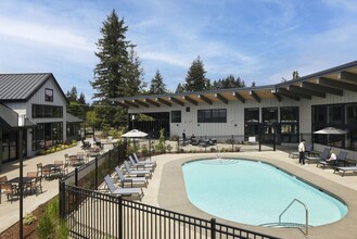 Camber Apartments in Bremerton, WA - Foto de edificio - Building Photo