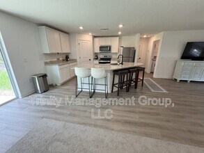 11279 Kodiak Wren Rd in Brooksville, FL - Building Photo - Building Photo