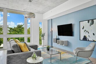 4670 NE 2nd Ave-Unit -300 in Miami, FL - Building Photo - Building Photo