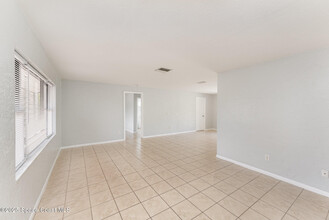 1981 Roc Rosa Dr NE in Palm Bay, FL - Building Photo - Building Photo