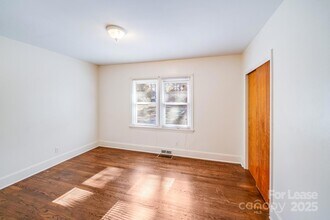 5311 Princess St, Unit 3A in Charlotte, NC - Building Photo - Building Photo