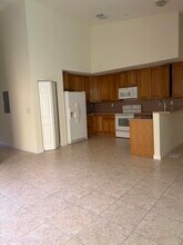 4171 Gulfstream Rd in Lake Worth Beach, FL - Building Photo - Building Photo