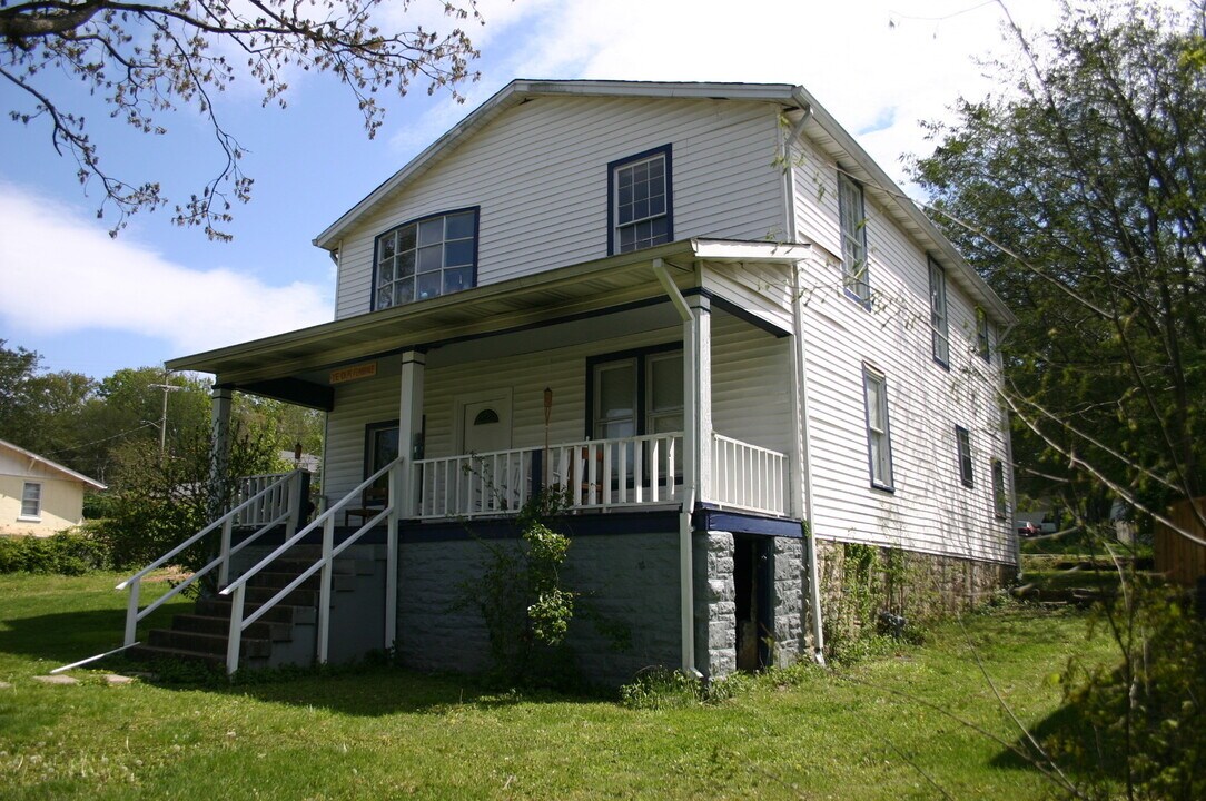 3807 Elkins Alley in Nashville, TN - Foto de edificio