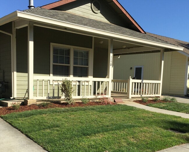property at 1120 Tulip Ln