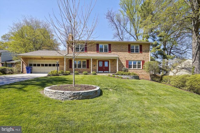 property at 7722 Desdemona Ct