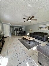 5012 Laguna Bay Cir in Kissimmee, FL - Building Photo - Building Photo