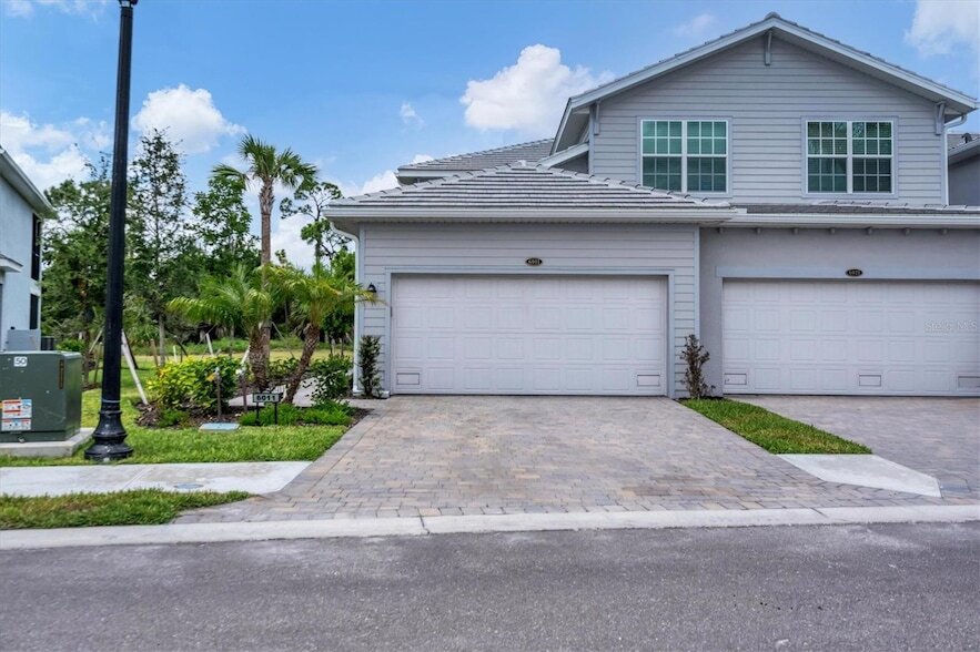 14149 Poppy Fld Lp, Unit 181 in Punta Gorda, FL - Building Photo