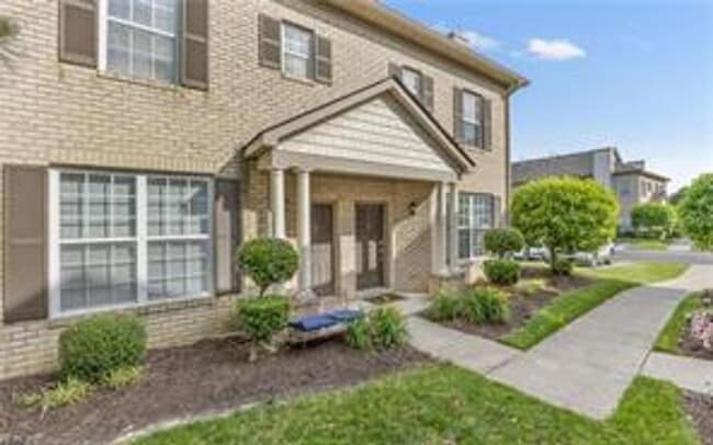 property at 2024 Hardwick Ct