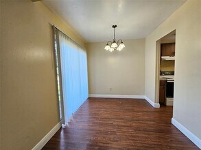 7602 W Powhatan Ave in Town 'n' Country, FL - Building Photo - Building Photo
