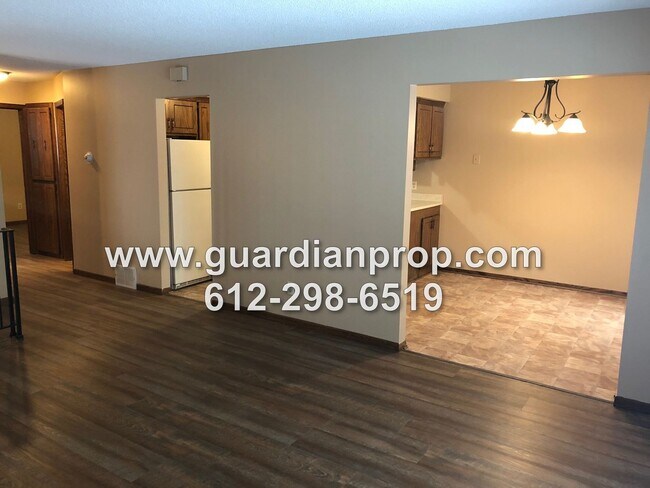 2190-2194 Coon Rapids Blvd NW in Minneapolis, MN - Building Photo - Building Photo