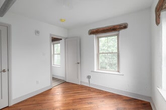 103 Quaker Safety in Quakertown, PA - Foto de edificio - Interior Photo