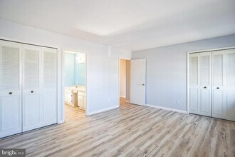 29 Maureen Ct in Sicklerville, NJ - Foto de edificio - Building Photo