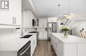 129 Red Pine St. in Blue Mountains, ON - Building Photo - Building Photo