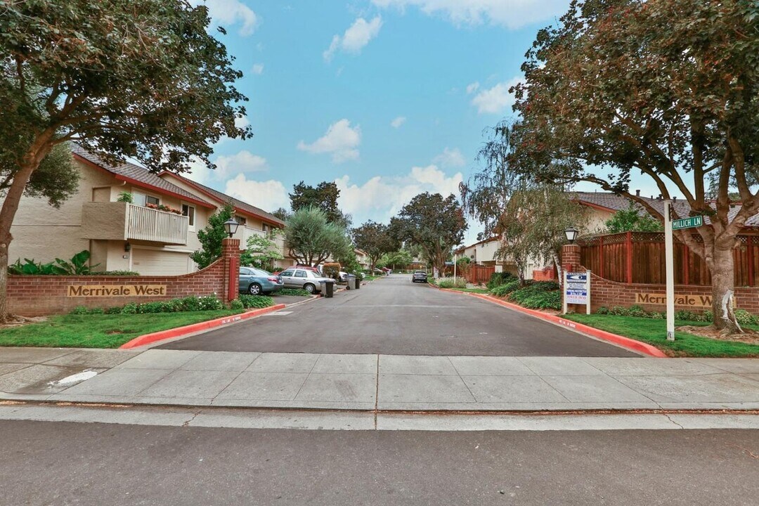 1344 Merrivale West Sq in San Jose, CA - Building Photo