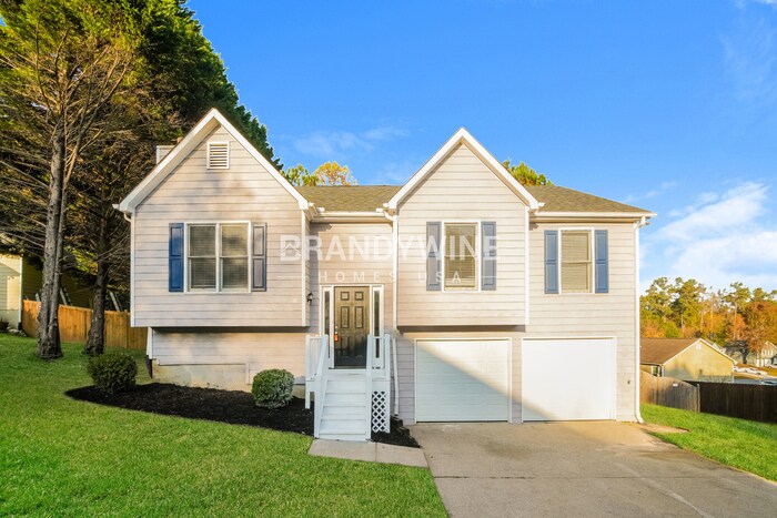 403 Chippewa Dr SE in Acworth, GA - Foto de edificio