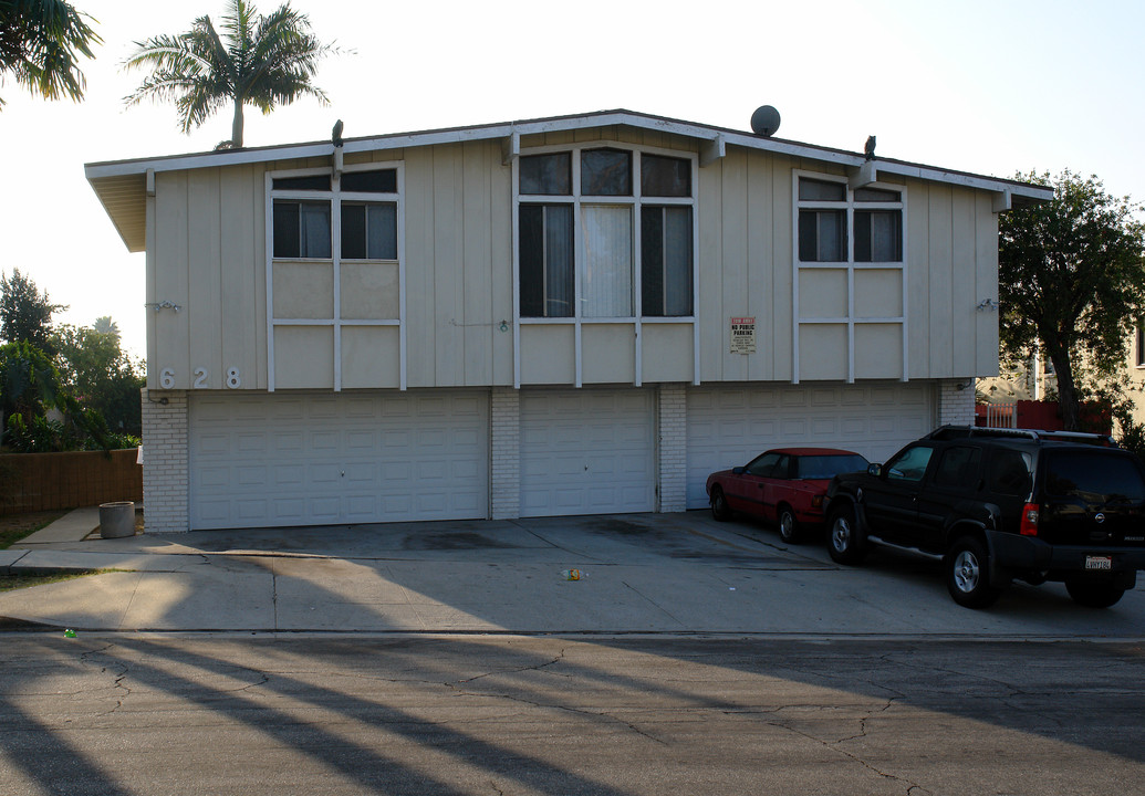 628 Hardin Dr in Inglewood, CA - Building Photo