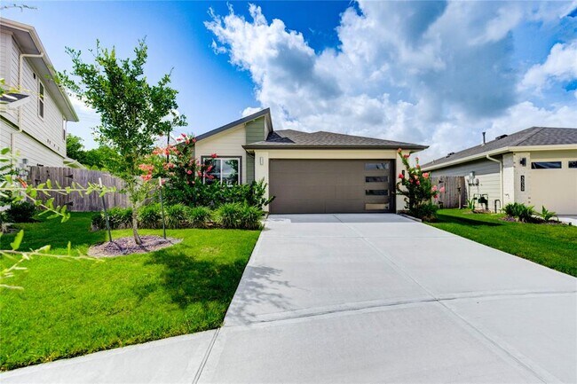 property at 3032 Gunnersbury Dr