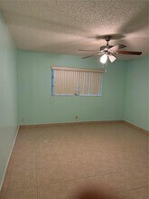 3250 NW 85th Ave, Unit 16 in Coral Springs, FL - Building Photo - Building Photo