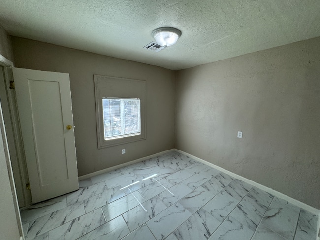 216 E 2nd Ave in Mesa, AZ - Building Photo - Building Photo
