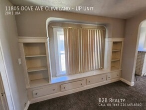 11805 Dove Ave in Cleveland, OH - Building Photo - Building Photo