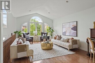 2570 Skinner St in Windsor, ON - Building Photo - Building Photo