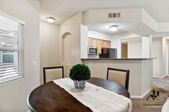 900 Moon Cir in Folsom, CA - Building Photo - Building Photo