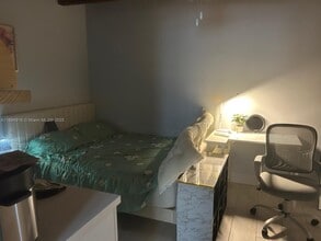 6431 SW 64th Ct in South Miami, FL - Building Photo - Building Photo