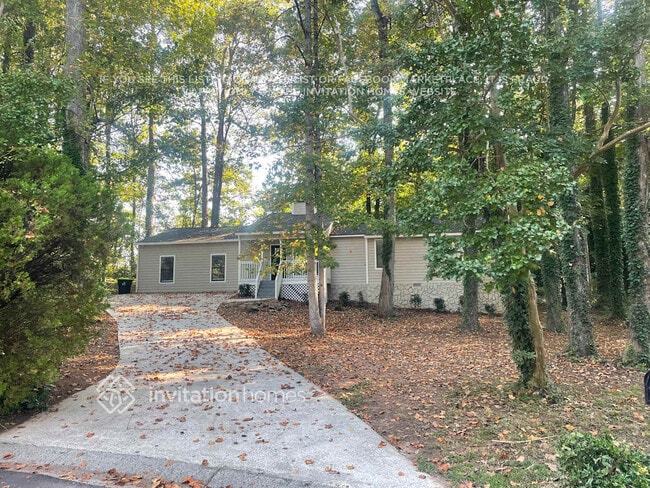 62 Fairfax Ct