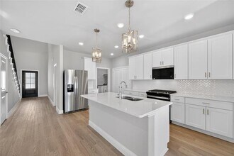 513 Blanton St in McKinney, TX - Building Photo - Building Photo