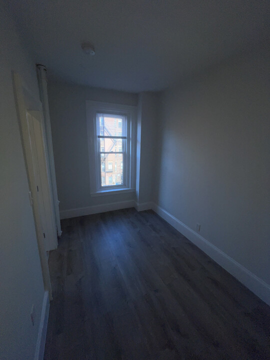 225 Newbury St, Unit 225-227 Newbury St., #4, in Boston, MA - Building Photo