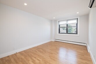 1410 Columbia Rd, Unit 10H in Boston, MA - Building Photo - Building Photo