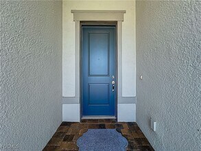 2126 Yellowfin Cir in Naples, FL - Building Photo - Building Photo