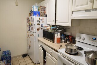 49 Marion St in Brookline, MA - Building Photo - Building Photo