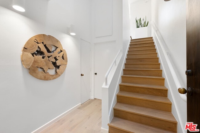 1401 Camden Ave in Los Angeles, CA - Building Photo - Building Photo