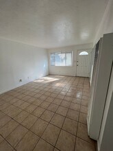 310 W Sweet Ave in Visalia, CA - Building Photo - Building Photo