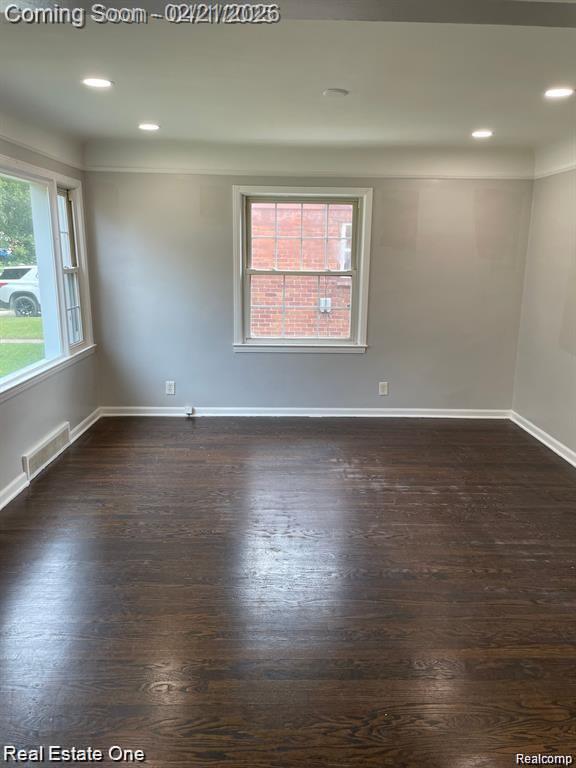 6991 Colonial St in Dearborn Heights, MI - Building Photo - Building Photo