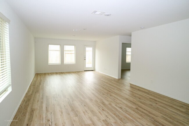 property at 21811 Hickory Spgs Ct