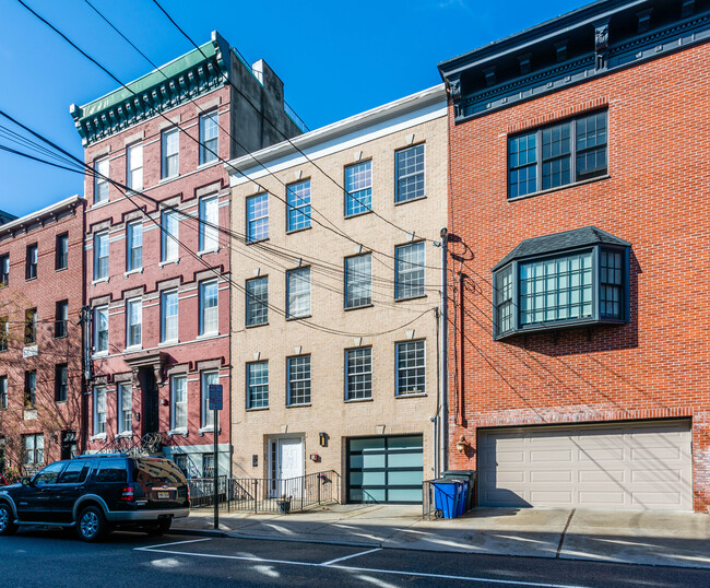 88 Monroe St in Hoboken, NJ - Building Photo - Building Photo