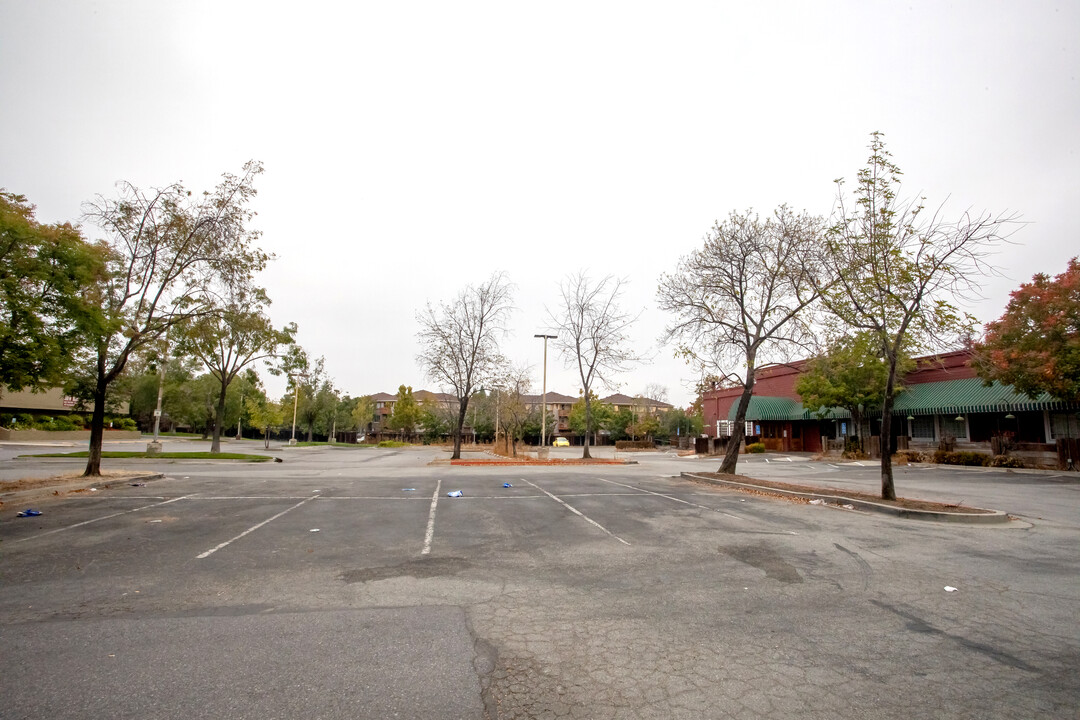 The View at Blossom Hill Apartments in San Jose, CA - Building Photo