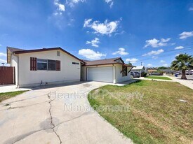 8725 Kelso St in Spring Valley, CA - Building Photo