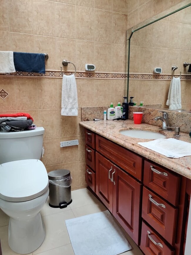 15192 Tungwood St in Westminster, CA - Building Photo - Building Photo