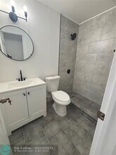 1020 NW 6th Ave-Unit -2 in Fort Lauderdale, FL - Building Photo - Building Photo