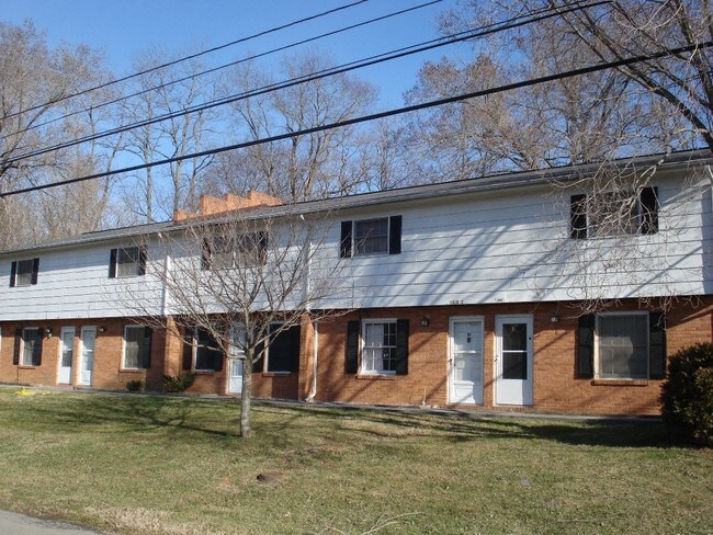 Buchanan Apartments in Buchanan, VA - Foto de edificio - Building Photo