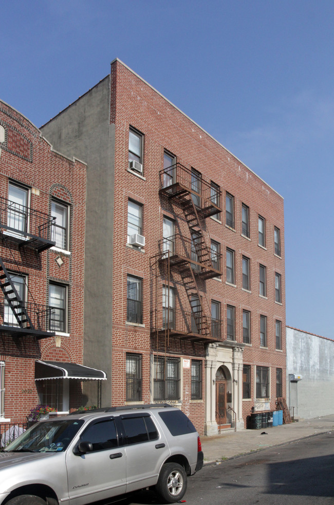 2016 Union St in Brooklyn, NY - Building Photo - Building Photo