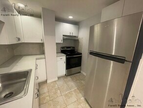 29 Clark St, Unit 2 in Boston, MA - Foto de edificio - Building Photo